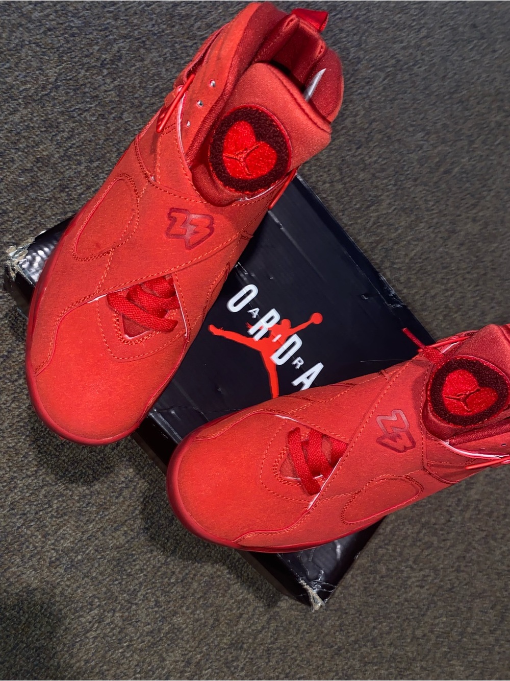 Jordan 8 retro Valentines Day